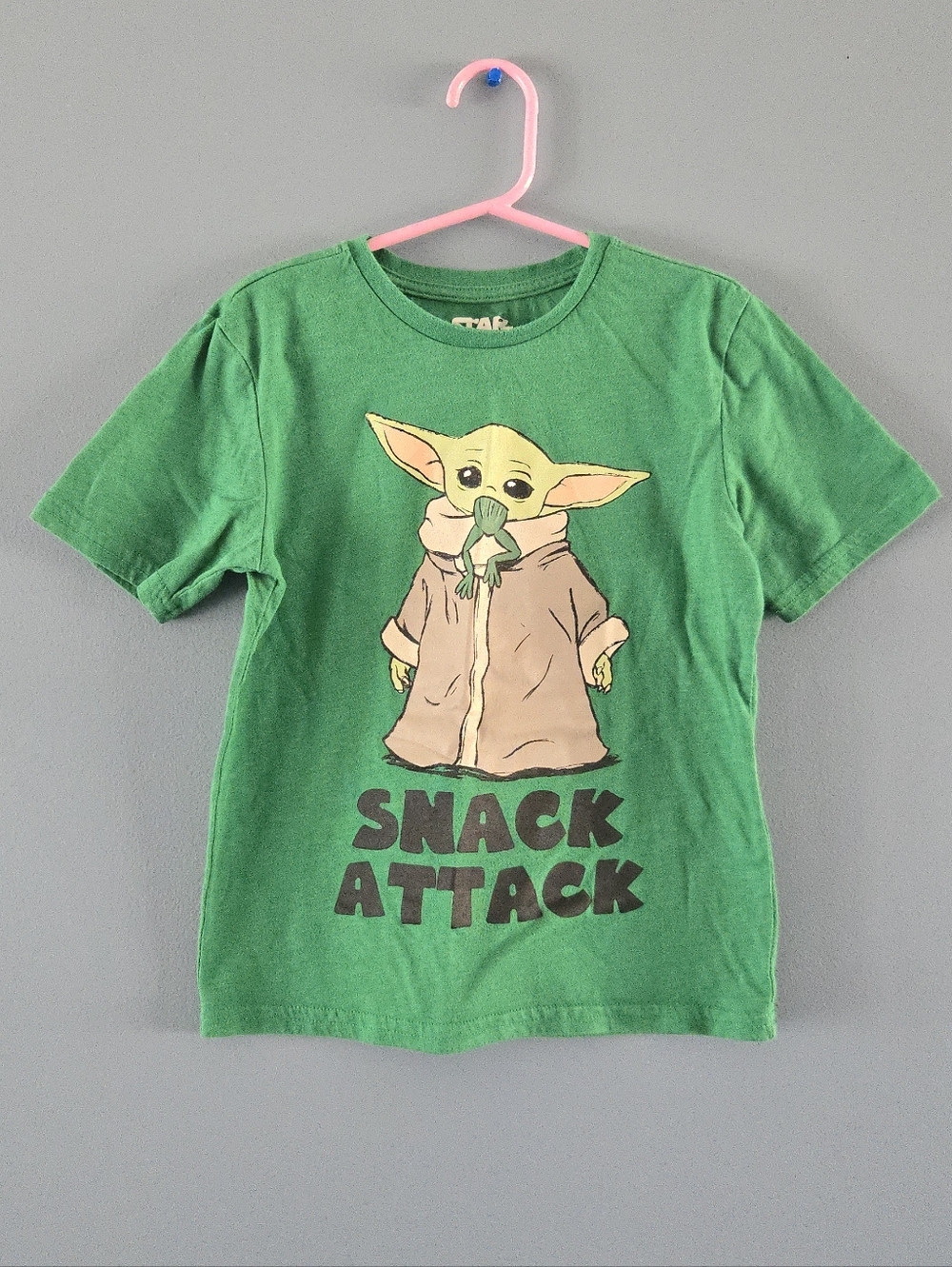 *Back To School* Baby Yoda Mandalorian Graphic Tee (6)